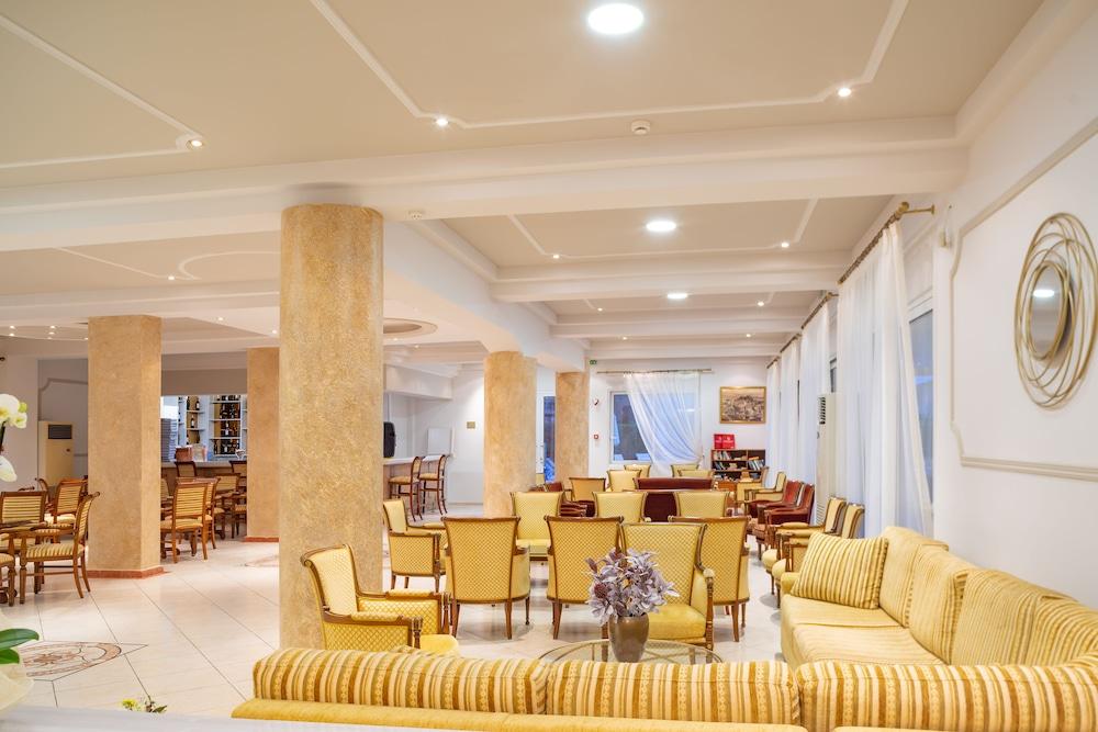 Cnic Gemini Hotel Месонґі Екстер'єр фото